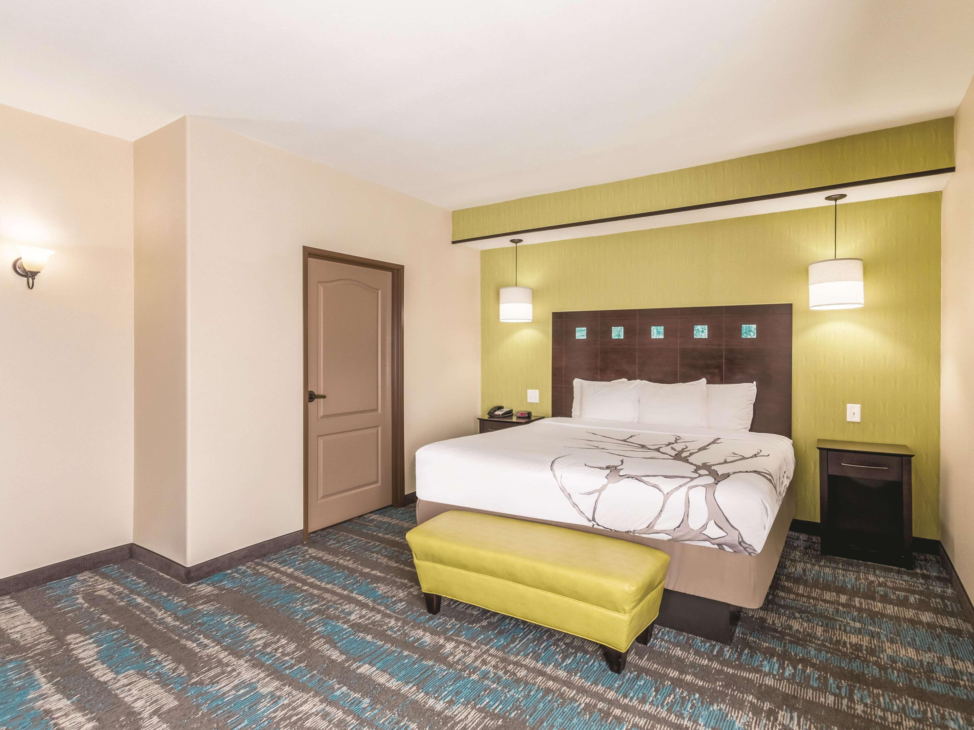 La Quinta By Wyndham Dallas Grand Prairie South Exterior photo